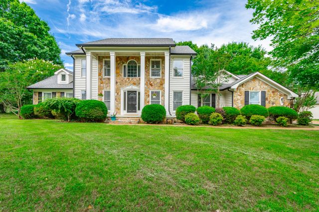 1834 Bay Pointe Drive, Hixson, TN 37343