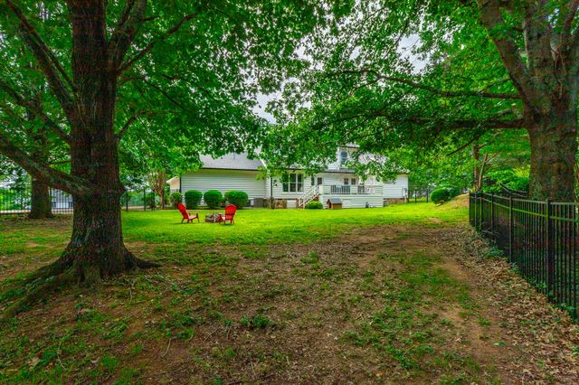 1834 Bay Pointe Drive, Hixson, TN 37343