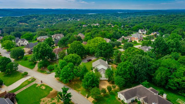1834 Bay Pointe Drive, Hixson, TN 37343