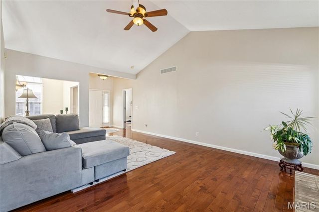 2645 Katrine Lake Drive, Belleville, IL 62221