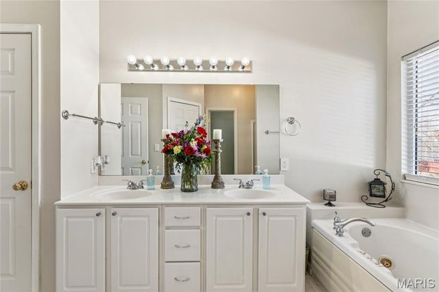 2645 Katrine Lake Drive, Belleville, IL 62221