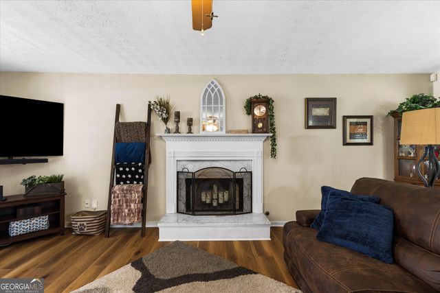 1660 Burnt Oak Way, Dacula, GA 30019
