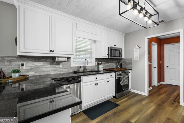 1660 Burnt Oak Way, Dacula, GA 30019