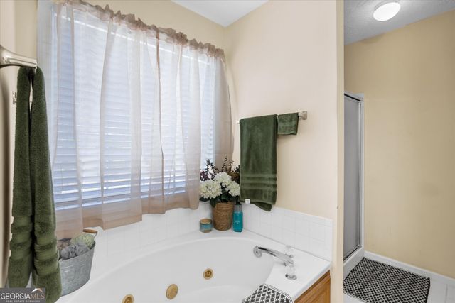 1660 Burnt Oak Way, Dacula, GA 30019