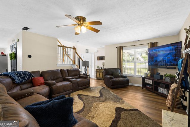 1660 Burnt Oak Way, Dacula, GA 30019