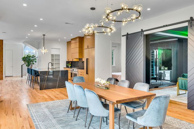 7533 Royal Place, Dallas, TX 75230