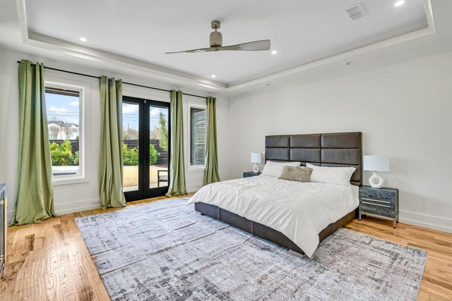 7533 Royal Place, Dallas, TX 75230