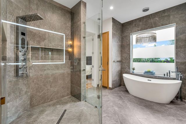 7533 Royal Place, Dallas, TX 75230