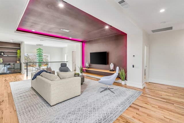 7533 Royal Place, Dallas, TX 75230