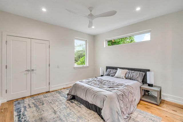 7533 Royal Place, Dallas, TX 75230