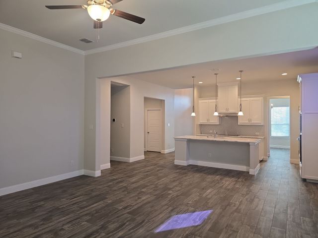 1710 Dale Lane, White Settlement, TX 76108