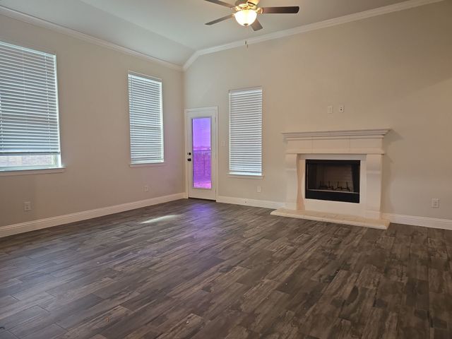 1710 Dale Lane, White Settlement, TX 76108