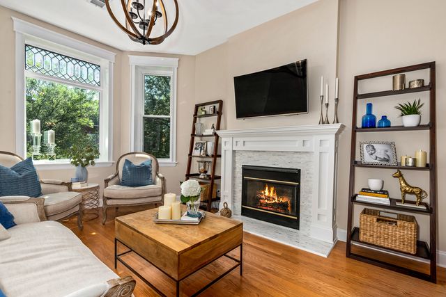 3714 N Fremont Street 2, Chicago, IL 60613