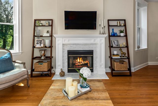 3714 N Fremont Street 2, Chicago, IL 60613