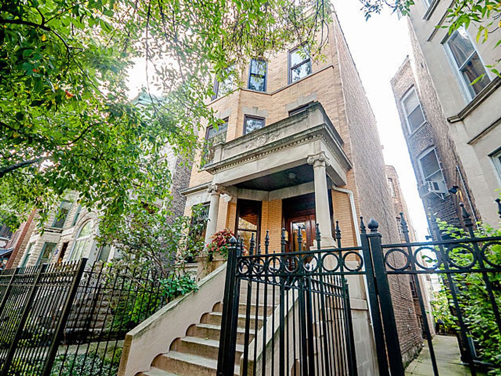 3714 N Fremont Street 2, Chicago, IL 60613