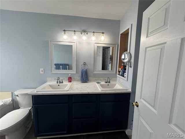 17 Dean Wells Court, Warrenton, MO 63383