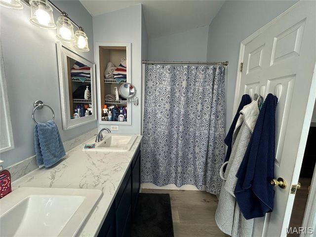 17 Dean Wells Court, Warrenton, MO 63383