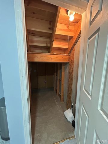 17 Dean Wells Court, Warrenton, MO 63383
