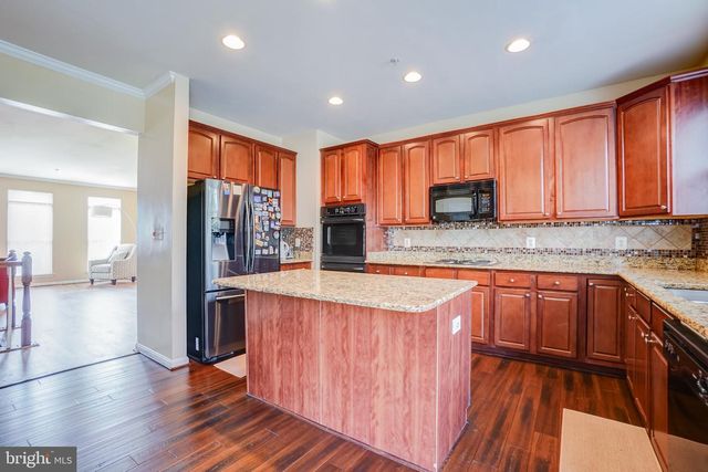 5408 HARTFIELD AVE, Suitland, MD 20746