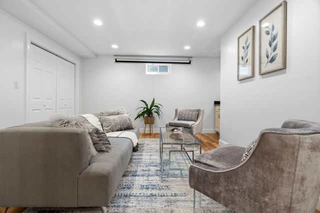 22 Harbell St, Lexington, MA 02421