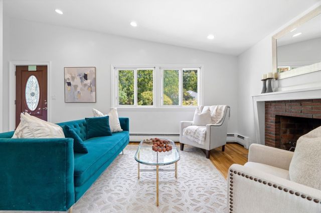 22 Harbell St, Lexington, MA 02421