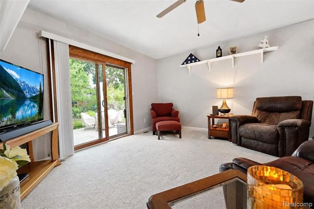 41768 Hanford Road, Canton, MI 48187