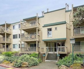 381 Half Moon Lane 209, Daly City, CA 94015