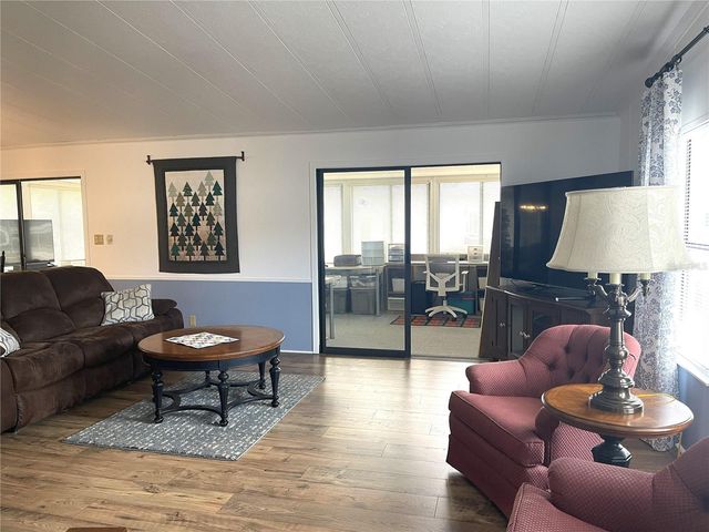 116 WINTERBERRY AVE., Wildwood, FL 34785