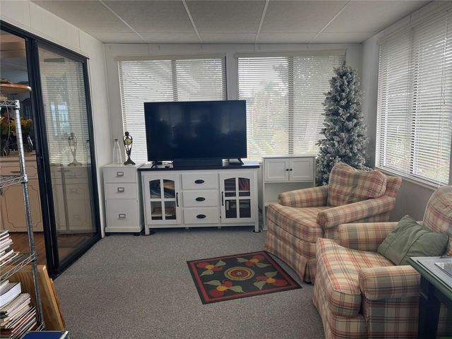 116 WINTERBERRY AVE., Wildwood, FL 34785