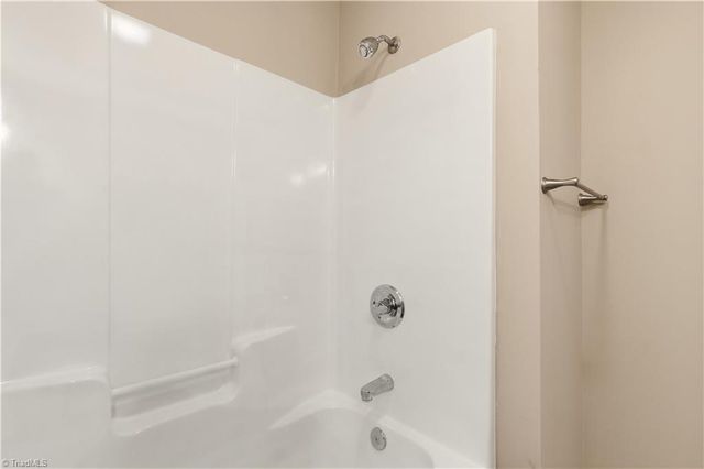 24 Stoney Point Court, Thomasville, NC 27360