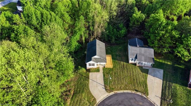 24 Stoney Point Court, Thomasville, NC 27360