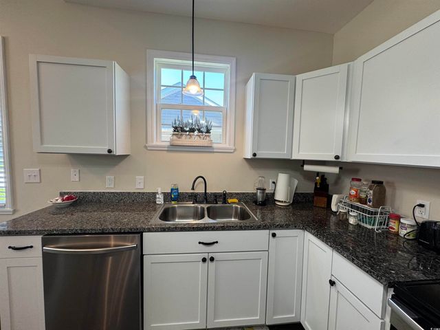 304 S Magnolia Ave., Andrews, SC 29510