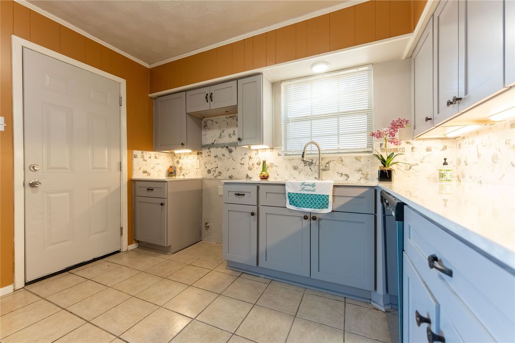 818 Emberwood Drive, Dallas, TX 75232 — photo 4