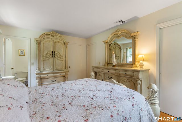 19 Driftwood Lane, Shelton, CT 06484