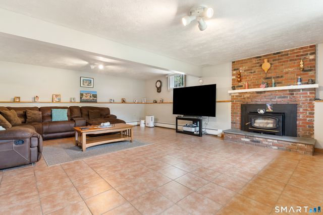 19 Driftwood Lane, Shelton, CT 06484