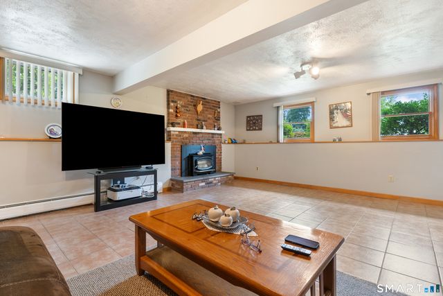 19 Driftwood Lane, Shelton, CT 06484
