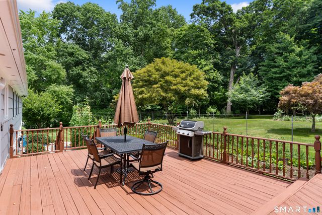 19 Driftwood Lane, Shelton, CT 06484
