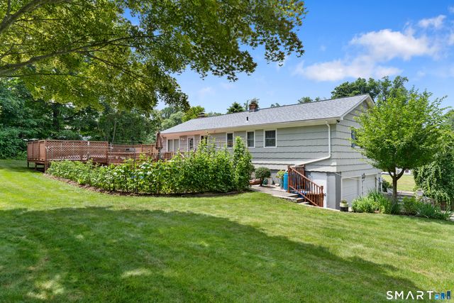 19 Driftwood Lane, Shelton, CT 06484