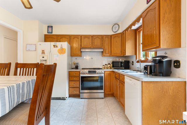 19 Driftwood Lane, Shelton, CT 06484