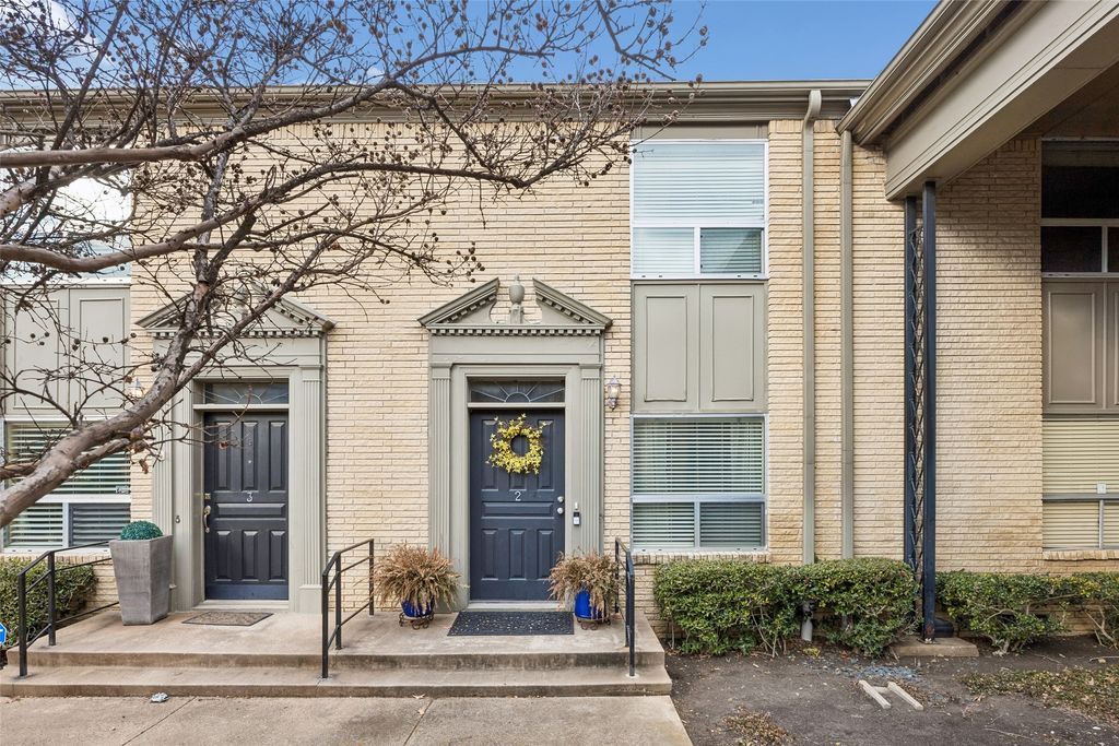 7506 W Northwest Highway 2, Dallas, TX 75225