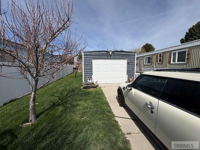 534 Bluebird Dr, Chubbuck, ID 83202