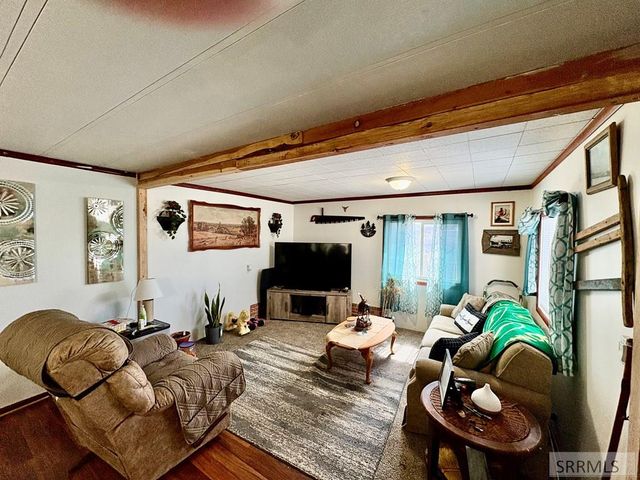 534 Bluebird Dr, Chubbuck, ID 83202