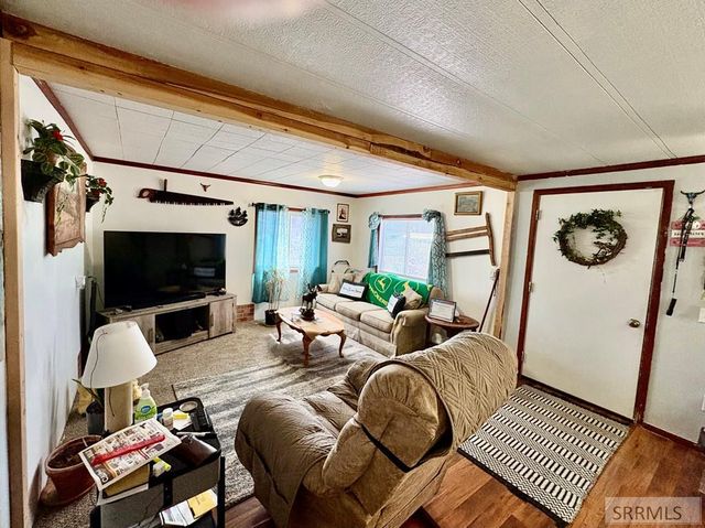 534 Bluebird Dr, Chubbuck, ID 83202