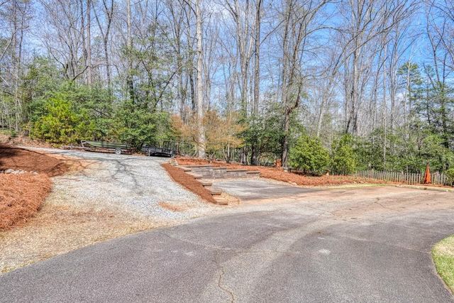 465 Stewart Road, Spartranburg, SC 29306