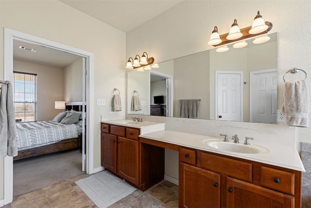 788 W Canyon Creek Lane, Weatherford, TX 76087