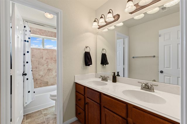 788 W Canyon Creek Lane, Weatherford, TX 76087