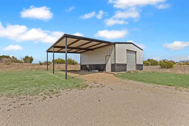 788 W Canyon Creek Lane, Weatherford, TX 76087
