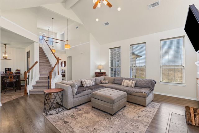 788 W Canyon Creek Lane, Weatherford, TX 76087