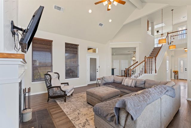 788 W Canyon Creek Lane, Weatherford, TX 76087