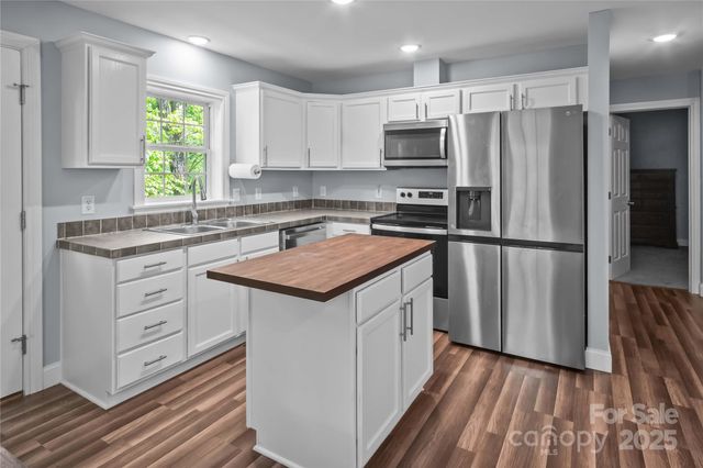 419 Hidden Hill Road, Tryon, NC 28782